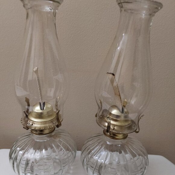 Vintage Golden Globe Oil Lantern - Picture 2 of 2